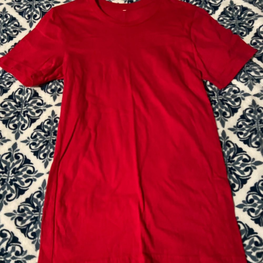 Red t-shirt